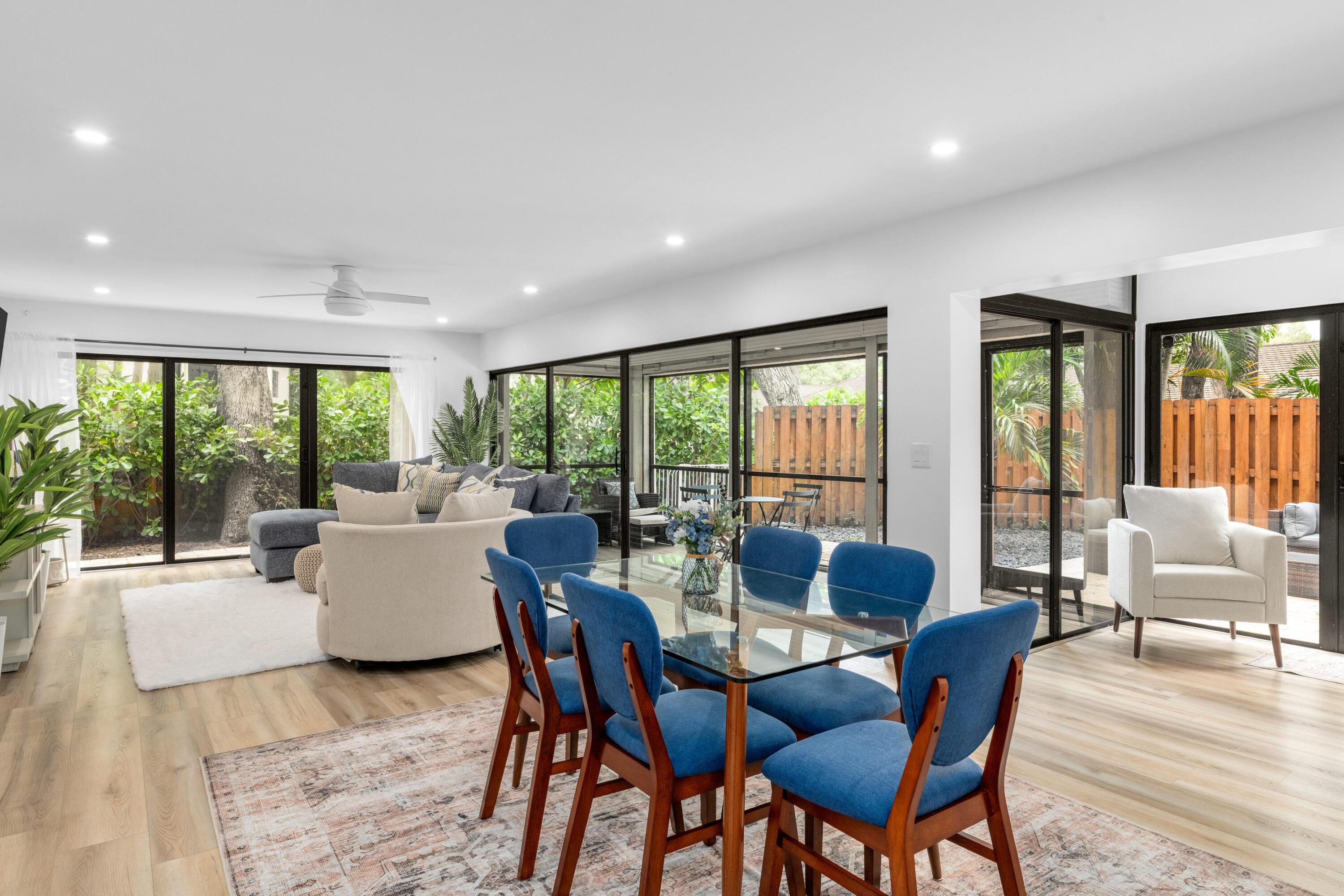 1618 Twelve Oaks Way 101