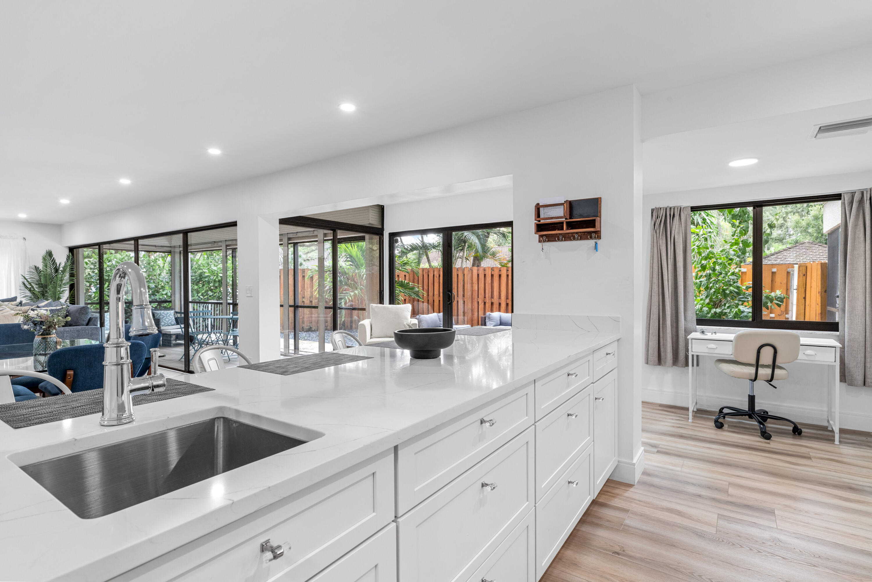 1618 Twelve Oaks Way 101