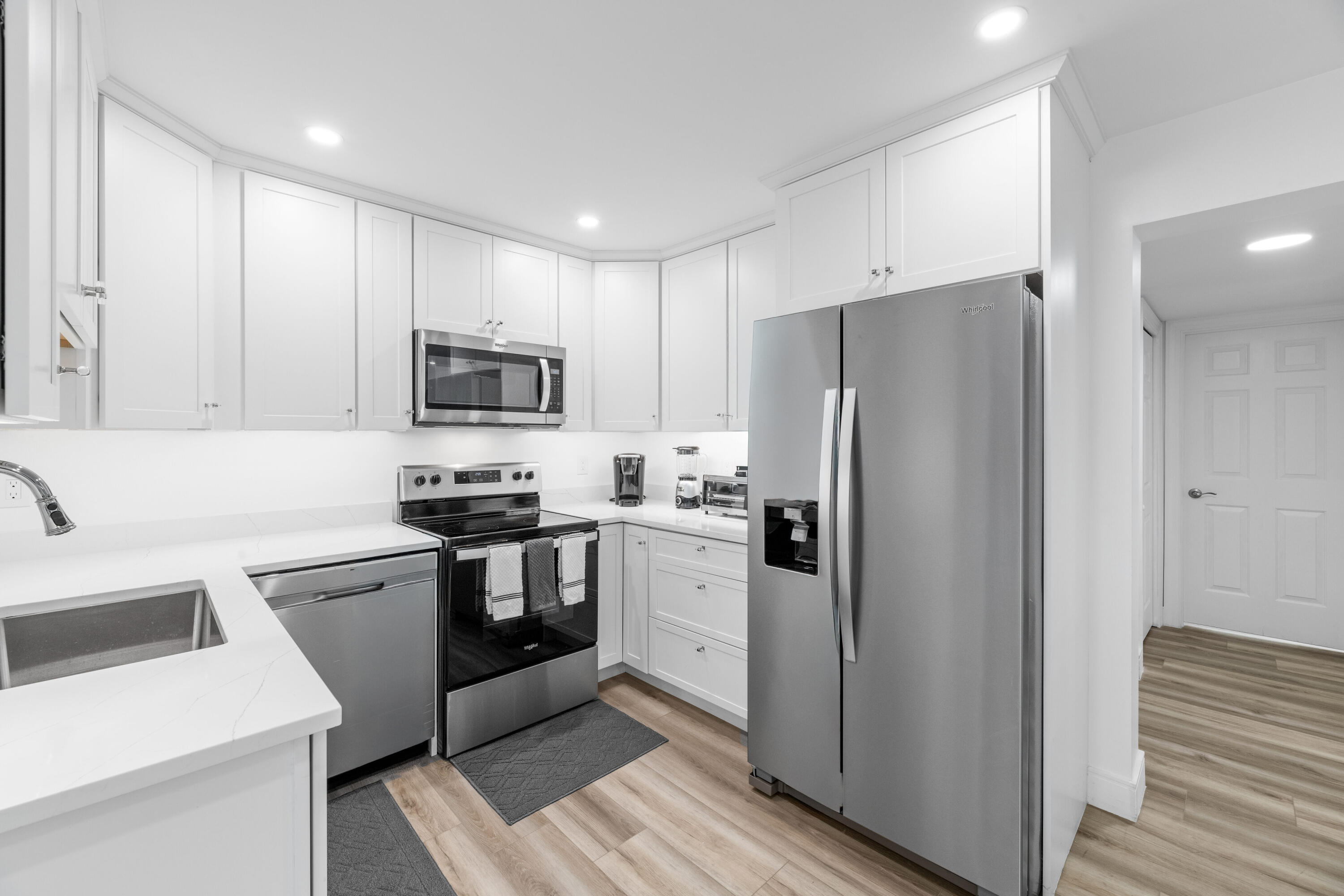 1618 Twelve Oaks Way 101