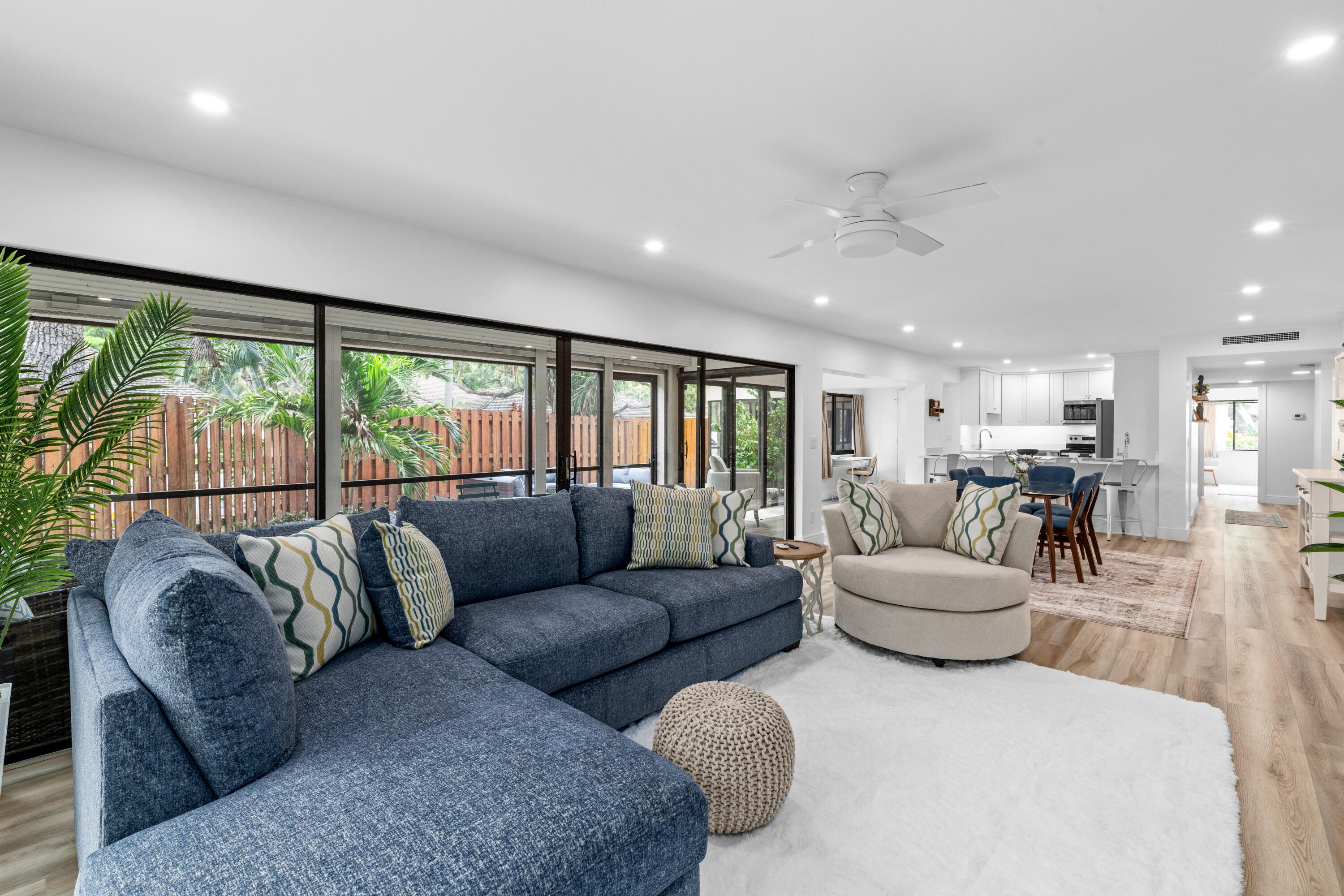 1618 Twelve Oaks Way 101