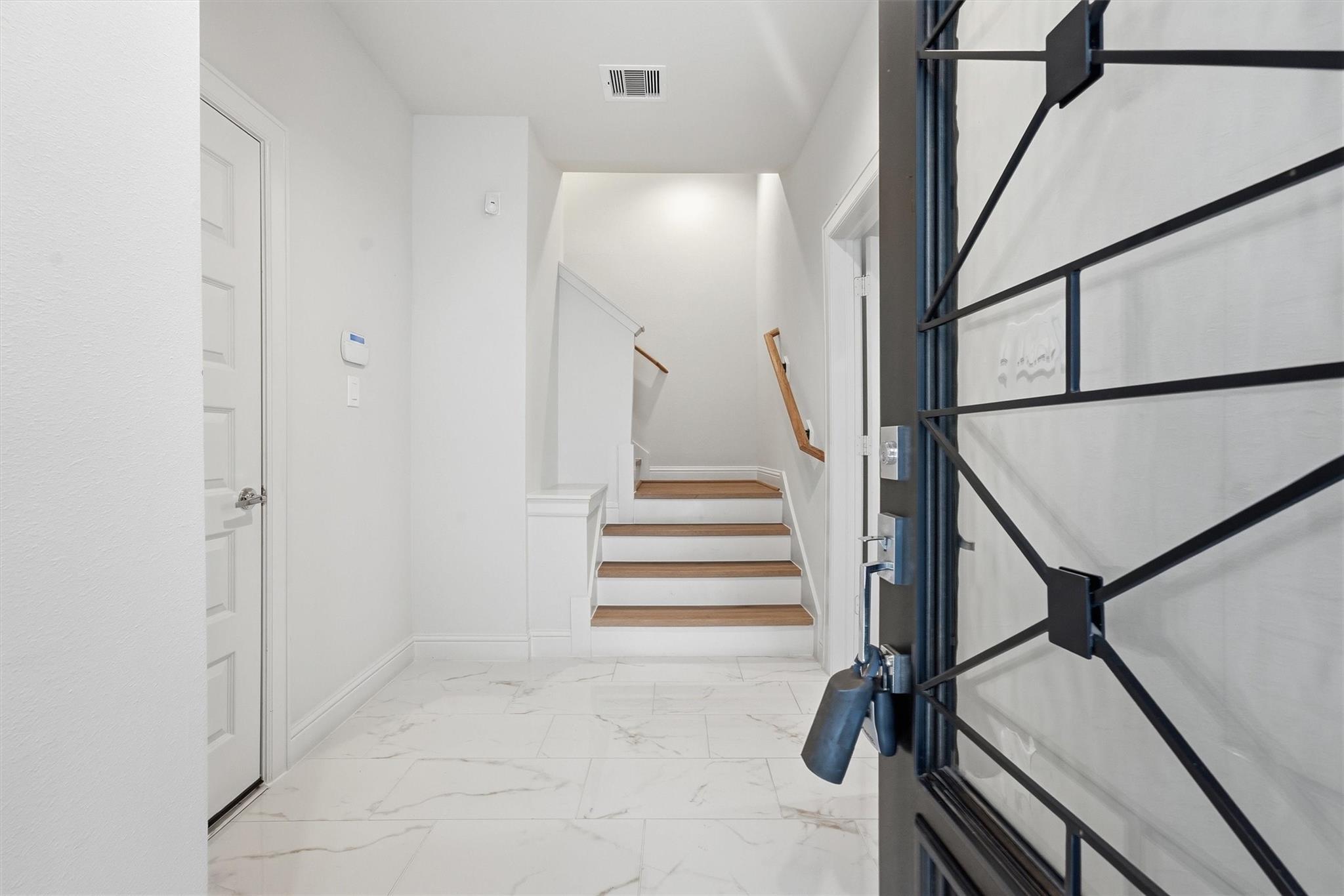 1804 & 1806 Elysian Street