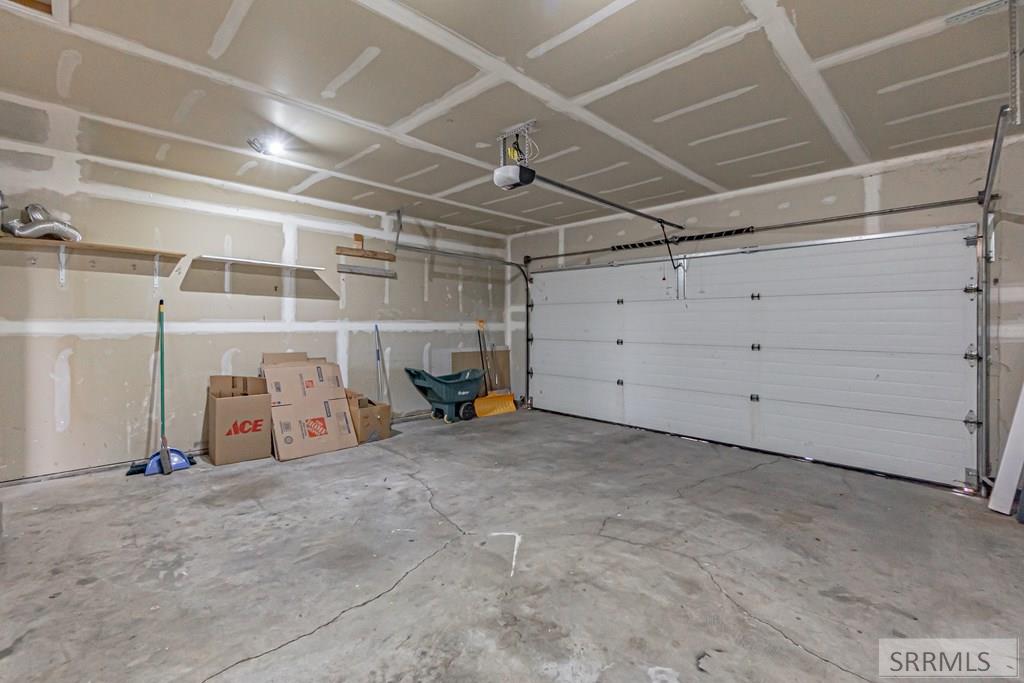 271 Meadowlark Drive