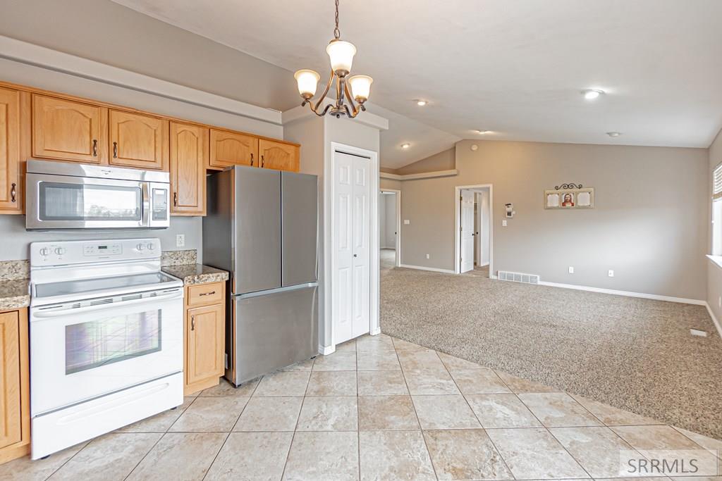 271 Meadowlark Drive