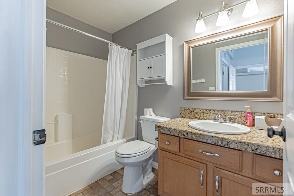 271 Meadowlark Drive