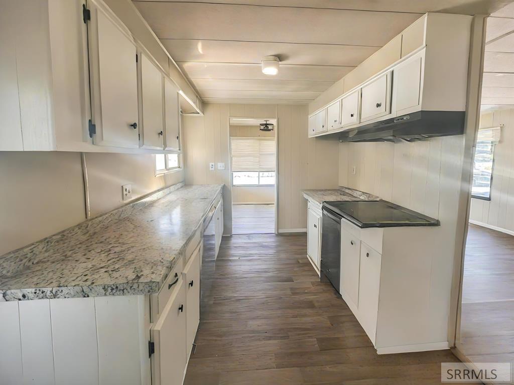 925 N Wilson Avenue # 28