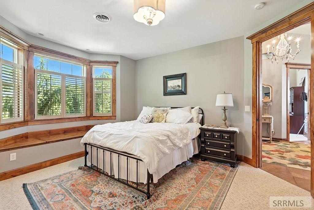 974 W Riverview Drive