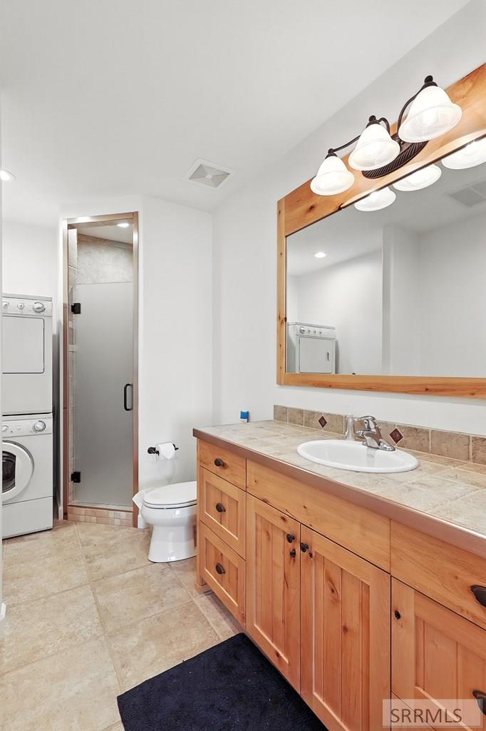 974 W Riverview Drive