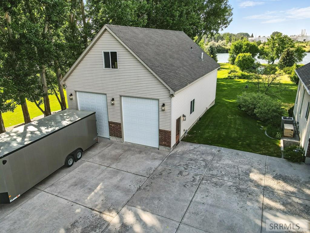 974 W Riverview Drive