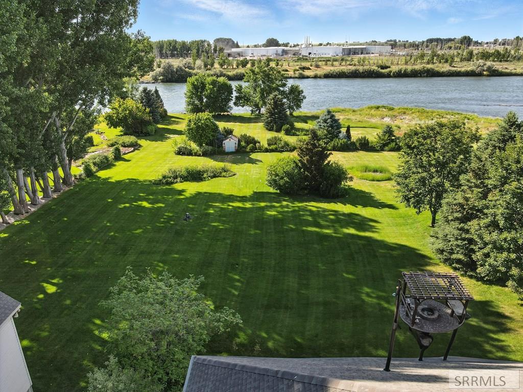 974 W Riverview Drive