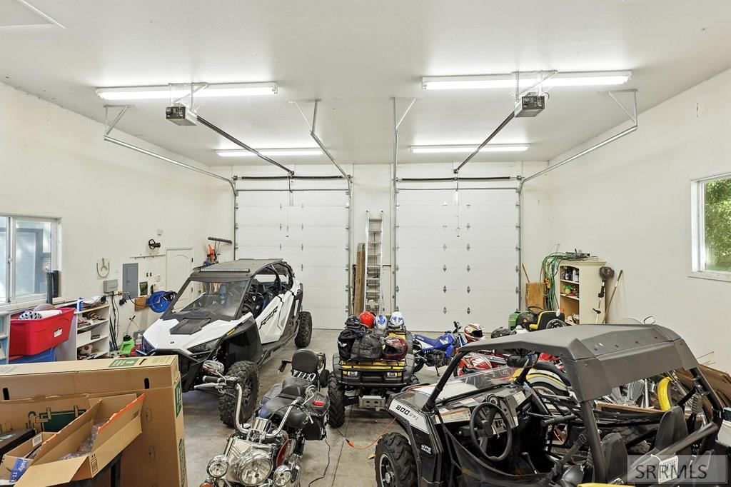 974 W Riverview Drive