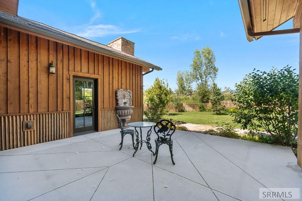 6289 N Fox Meadow Drive