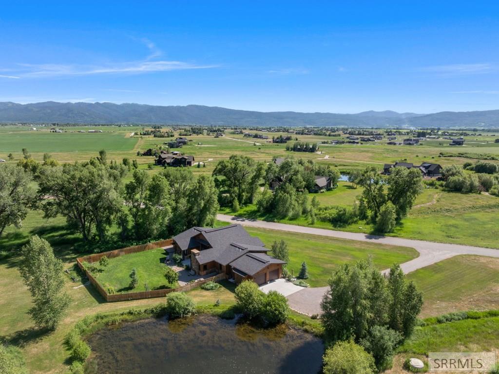 6289 N Fox Meadow Drive