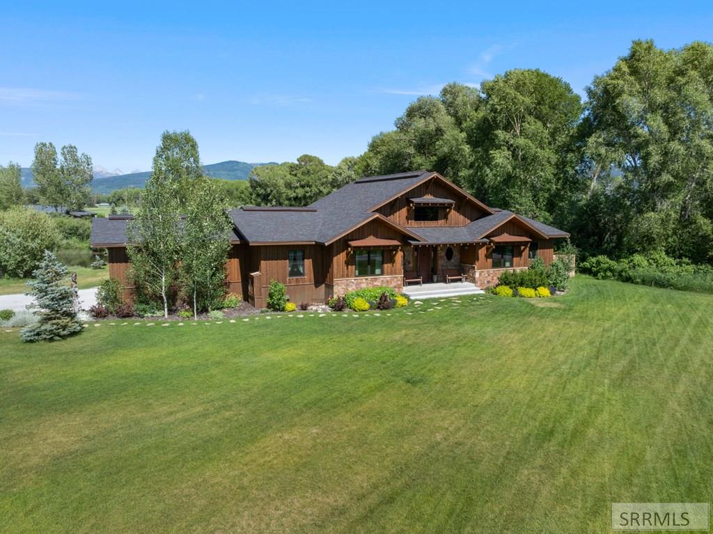 6289 N Fox Meadow Drive