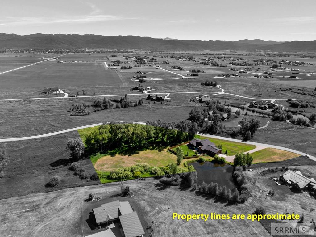 6289 N Fox Meadow Drive