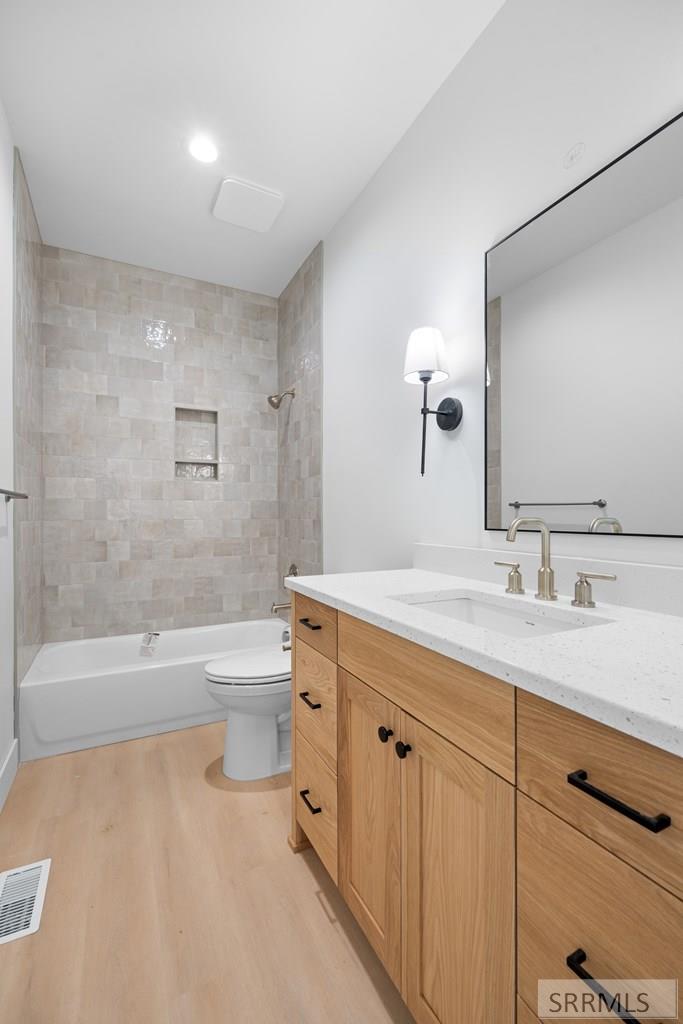 5804 Dune Village Way