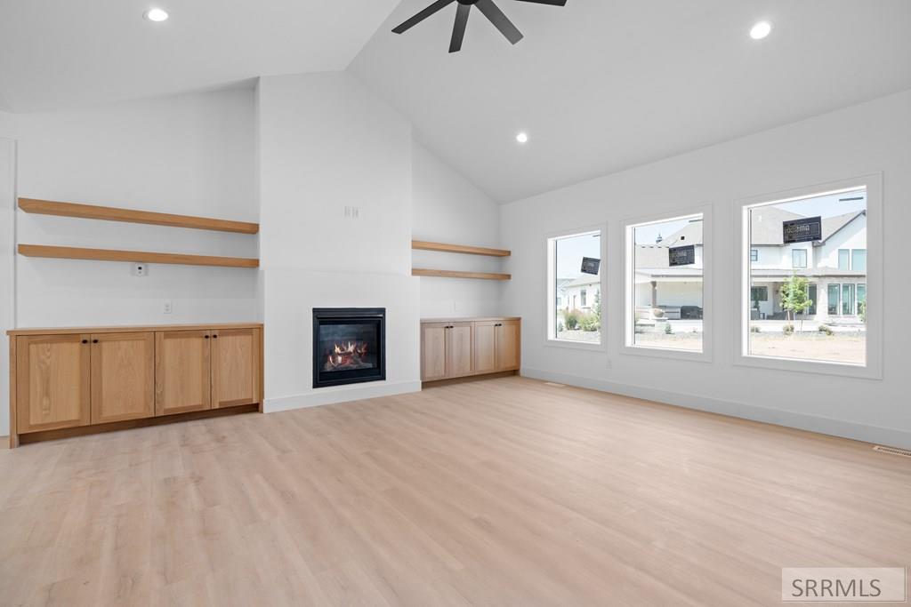 5804 Dune Village Way