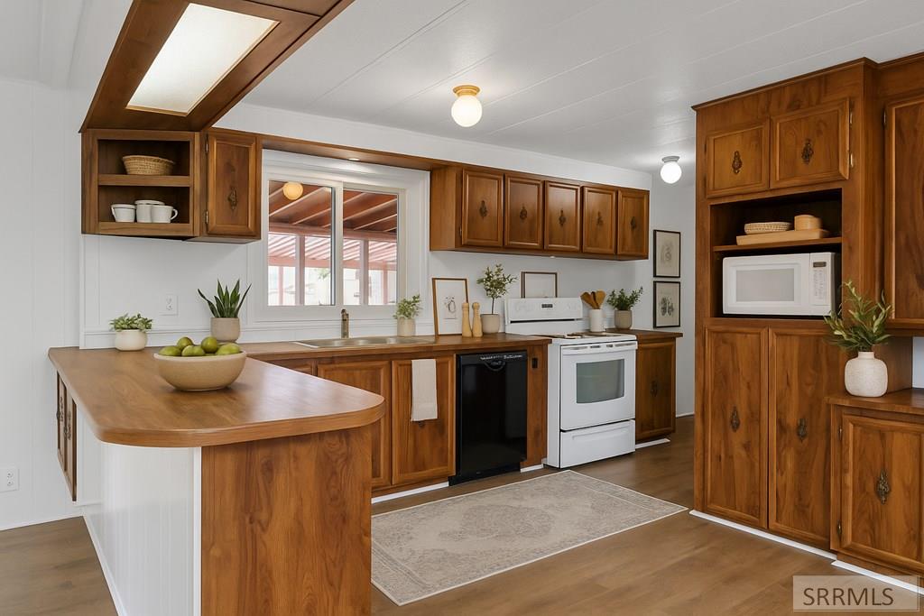 2230 Whispering Pines Drive