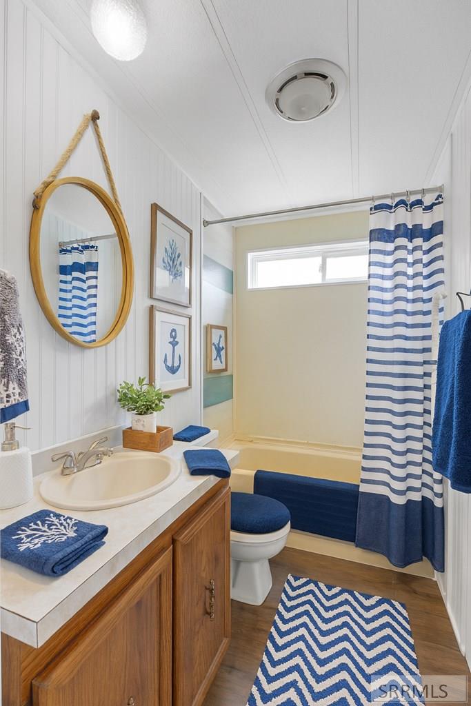 2230 Whispering Pines Drive