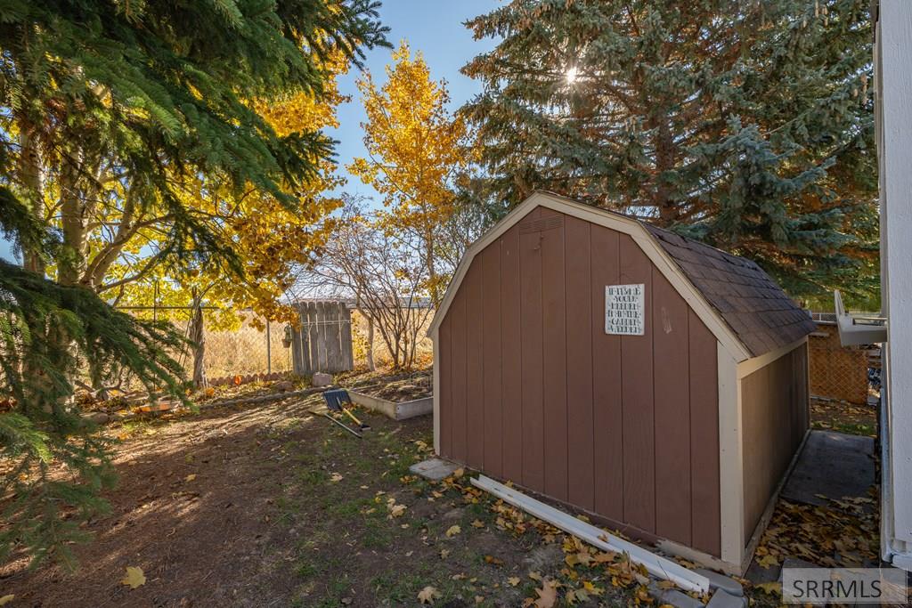 2230 Whispering Pines Drive