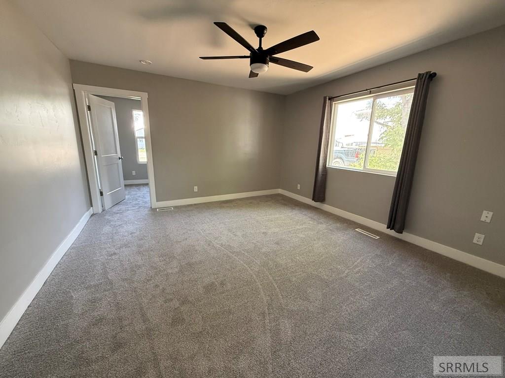 700 N Shilling Avenue