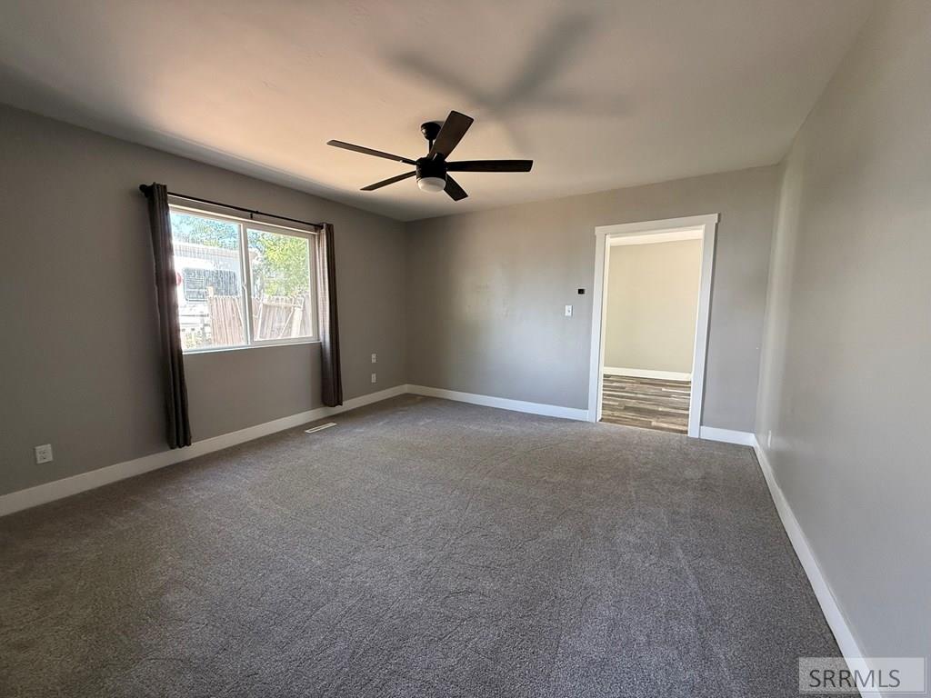 700 N Shilling Avenue