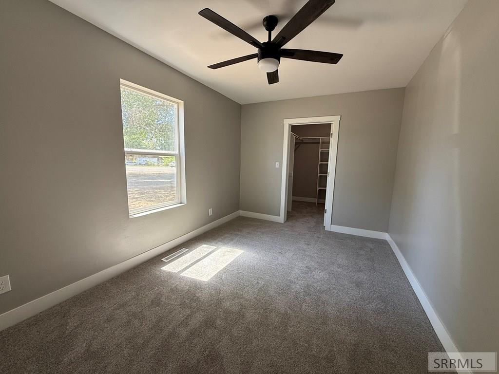 700 N Shilling Avenue