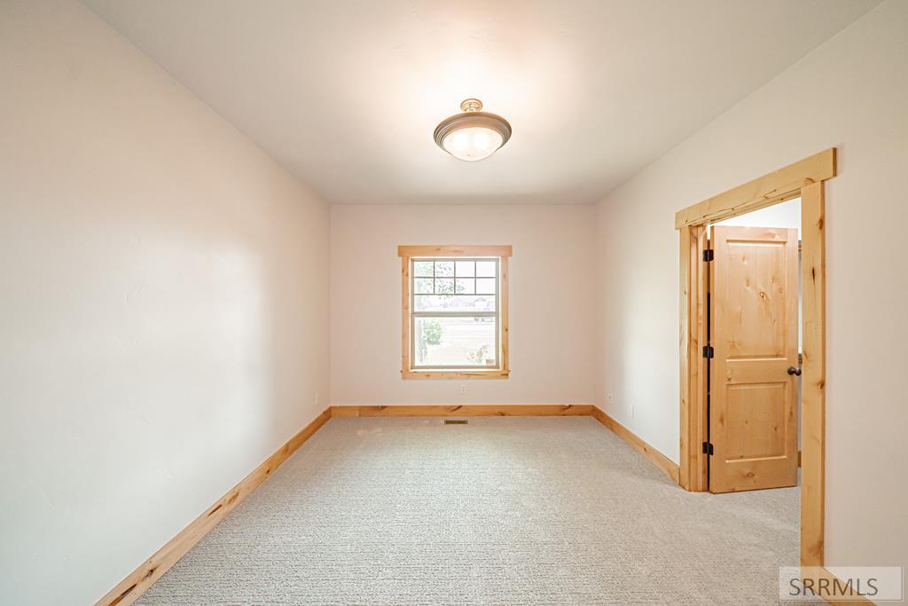 2167 E Berggren Lane