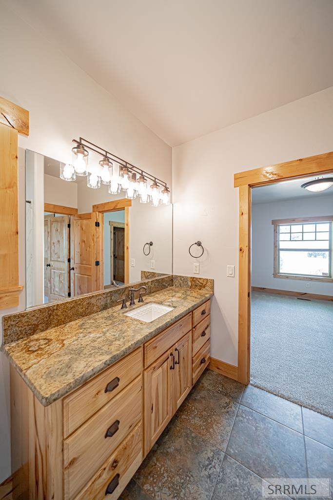 2167 E Berggren Lane