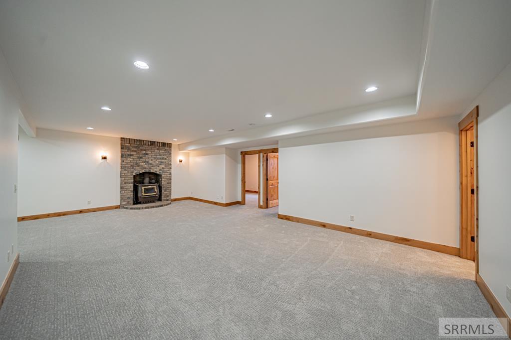 2167 E Berggren Lane