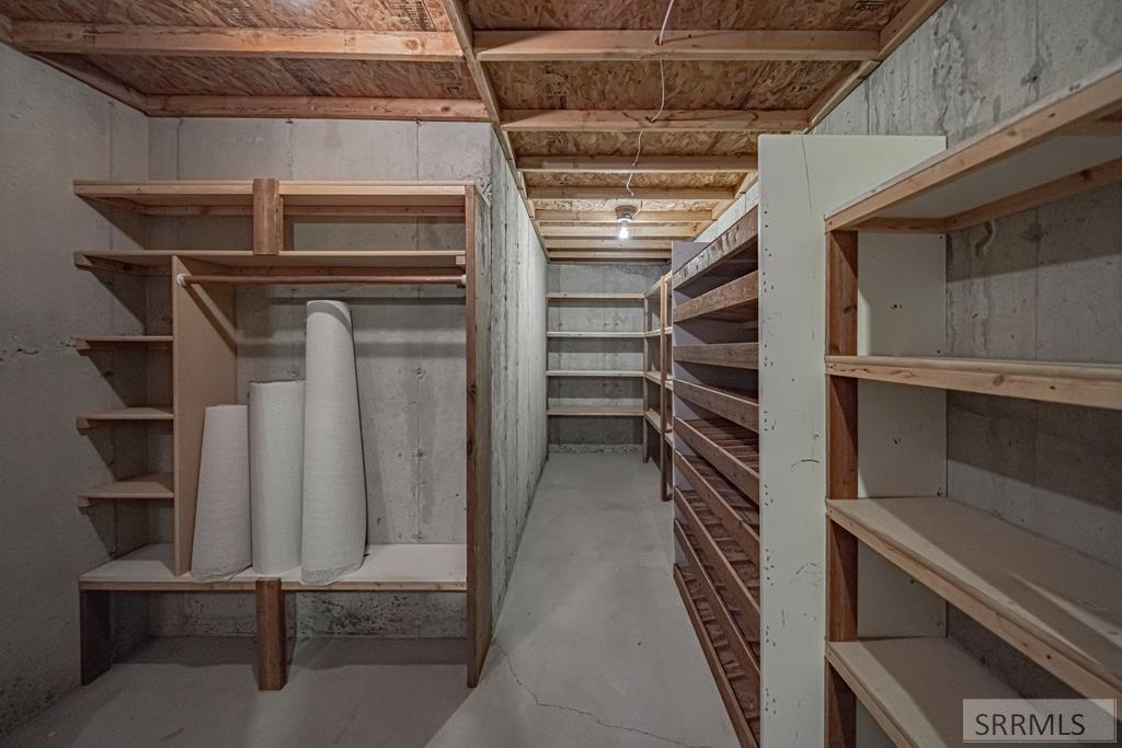 2167 E Berggren Lane