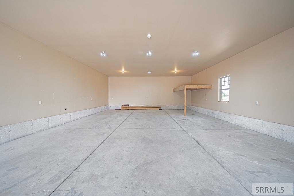 2167 E Berggren Lane