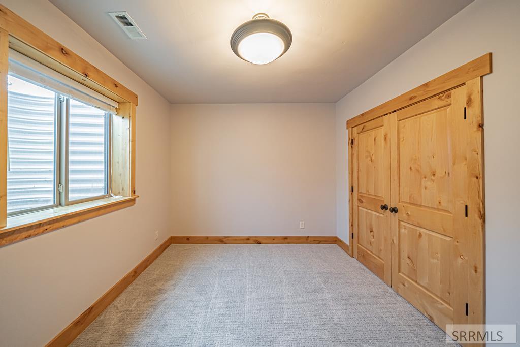 2167 E Berggren Lane