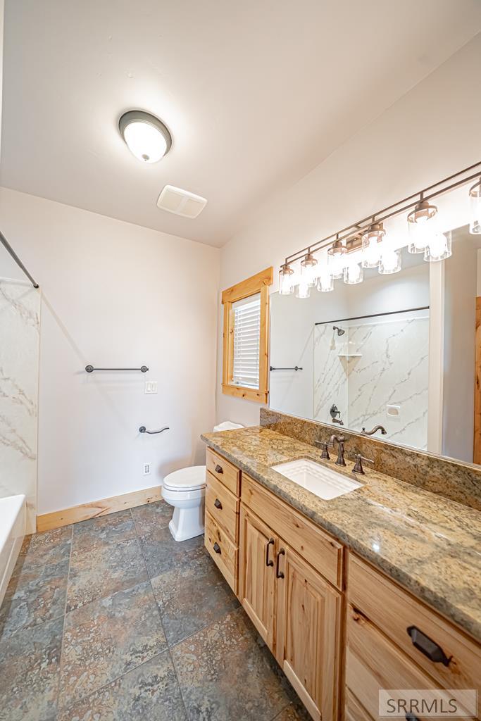 2167 E Berggren Lane