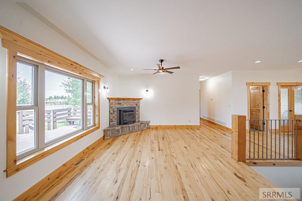 2167 E Berggren Lane