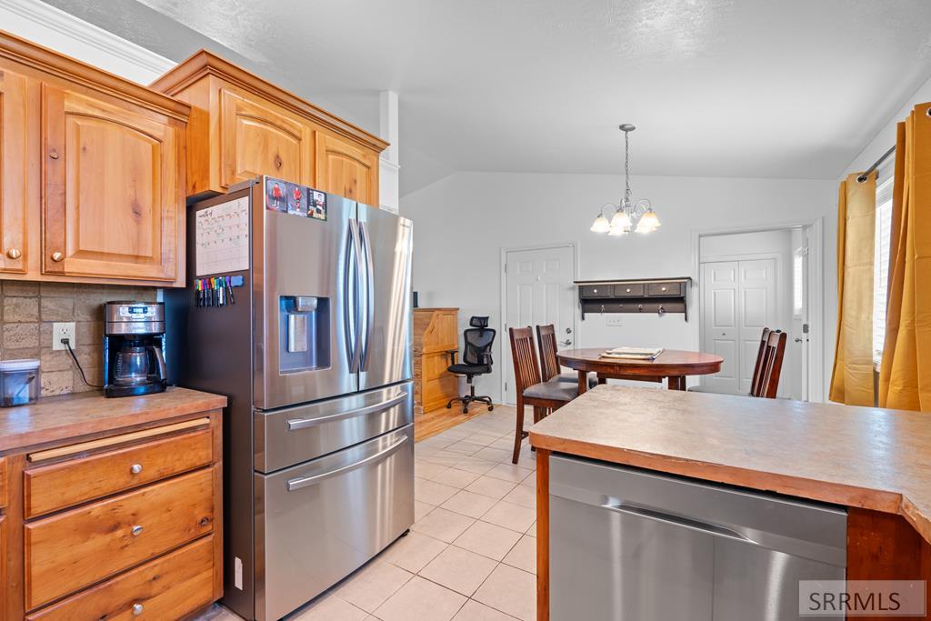 78 N Valley View Drive