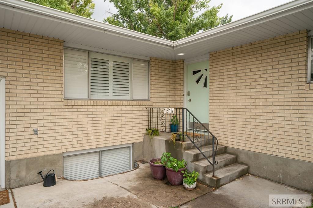 1617 Monte Vista Drive