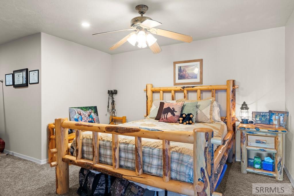 6002 E Sunnyside Road