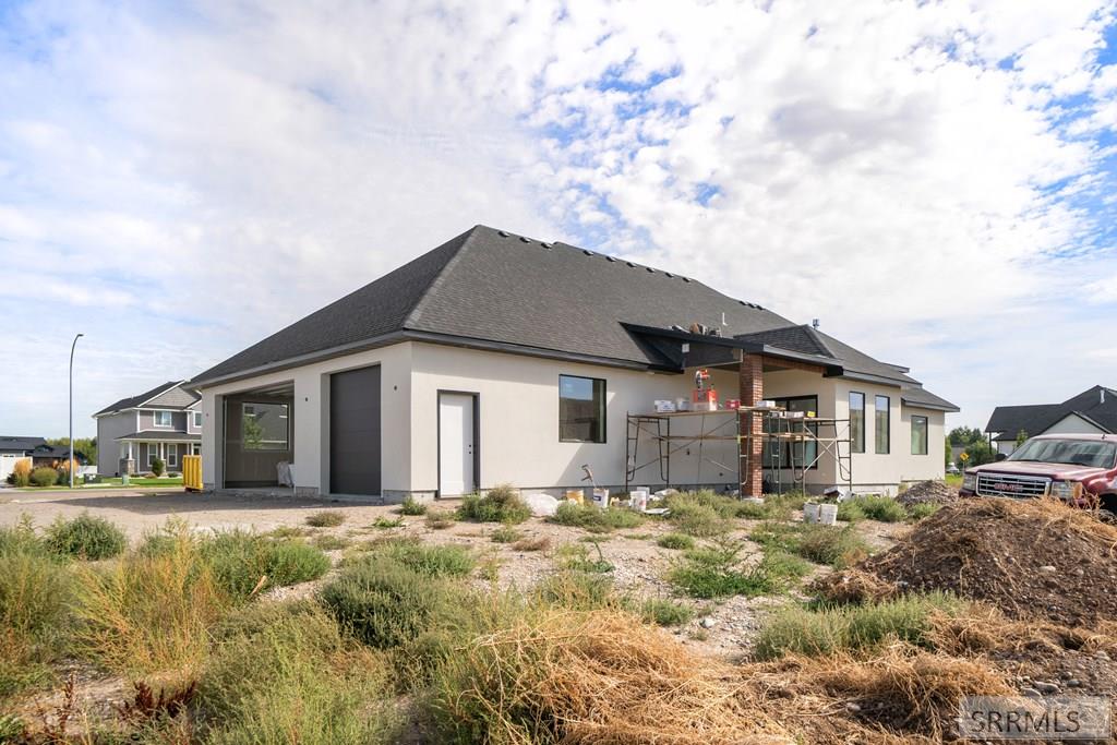 5707 Long Cove Drive
