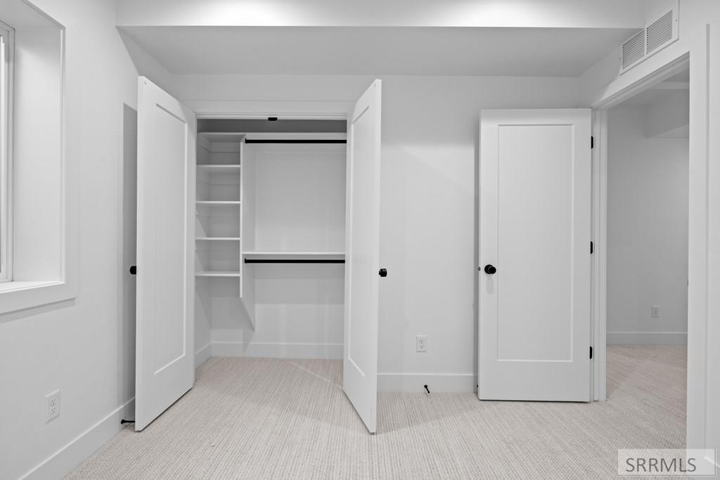 5707 Long Cove Drive