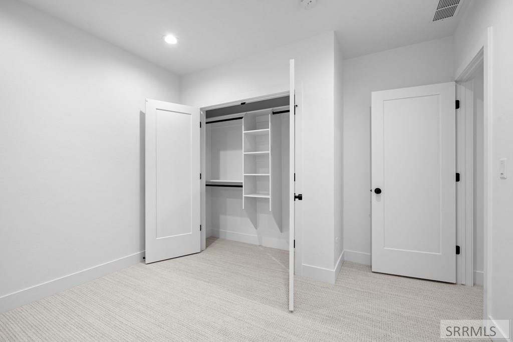 5707 Long Cove Drive