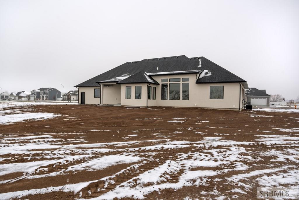 5707 Long Cove Drive