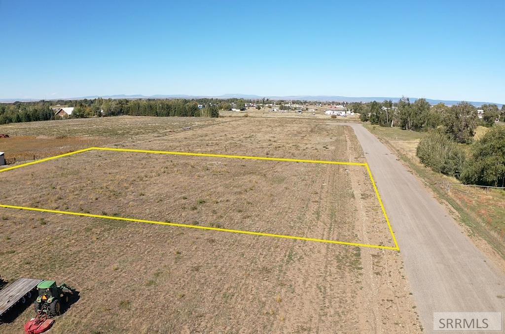 Lot 3 2565 E