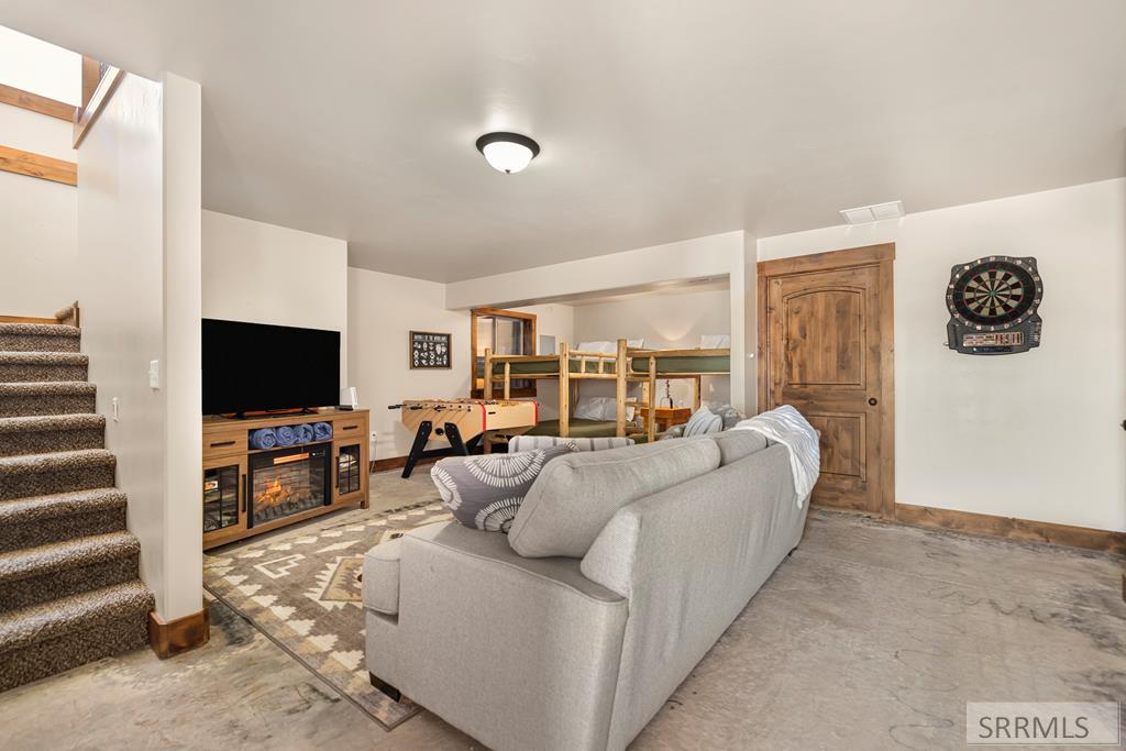 3987 Dirk Drive