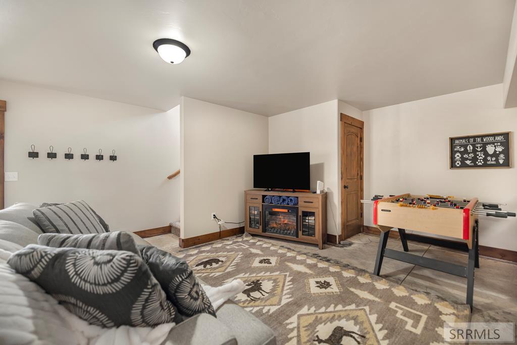 3987 Dirk Drive