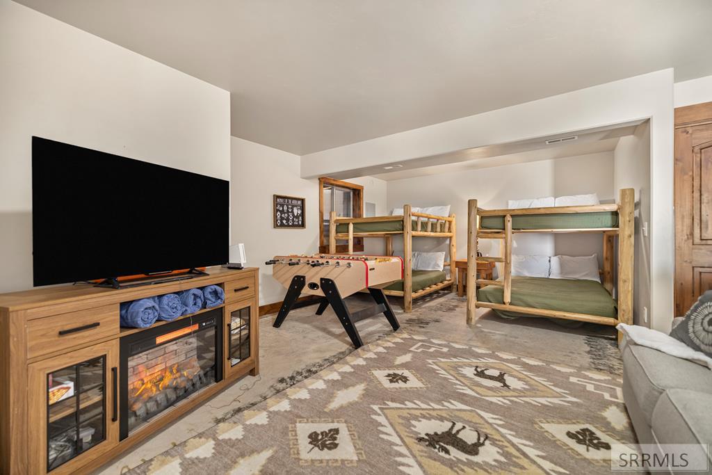 3987 Dirk Drive