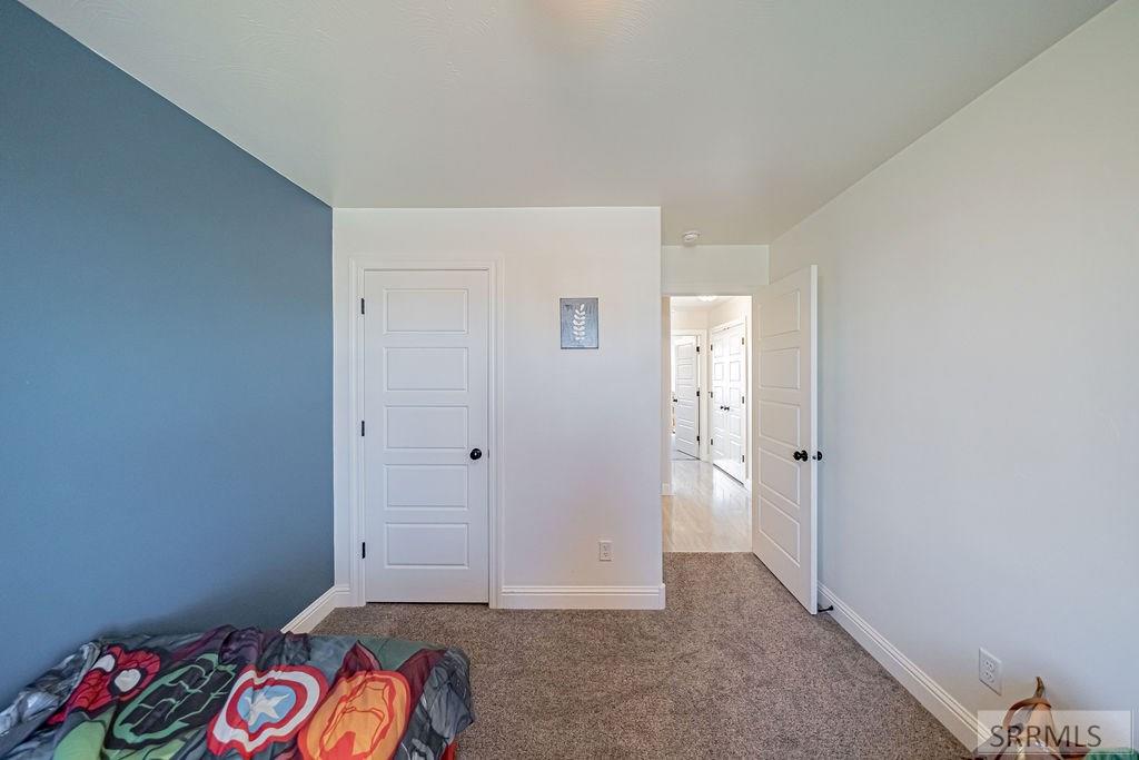 3886 E Ridgeland Drive