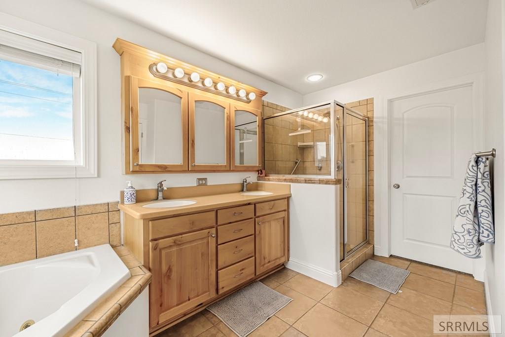 4120 Silverado Drive