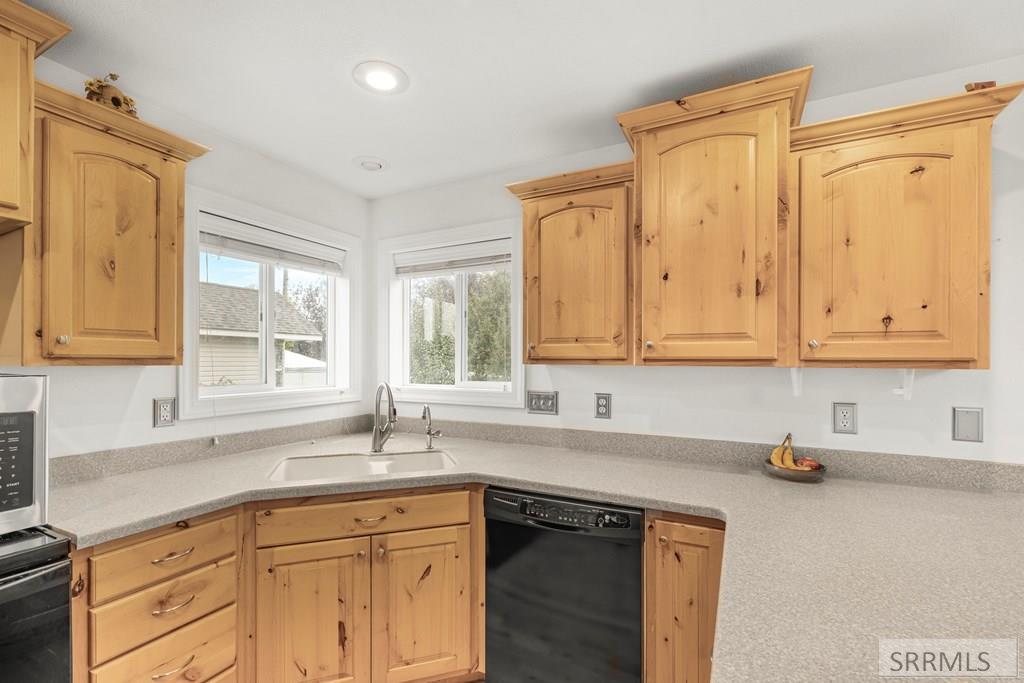 4120 Silverado Drive