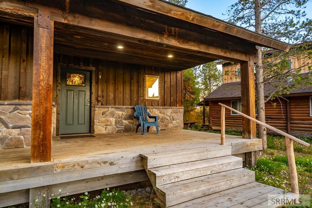 3770 Arctic Fox Drive