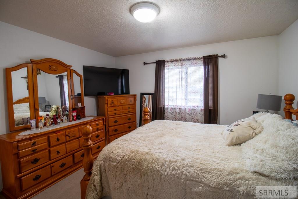 209 Donna Drive, Idaho Falls